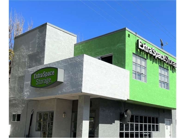 Facility photo: //images.sparefoot.com/medium/20177669943393d703a.jpg