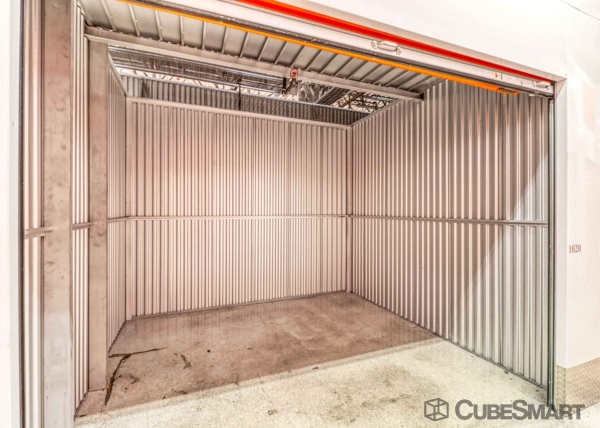 Facility photo: //images.sparefoot.com/medium/20193368832ddbe1095.jpg