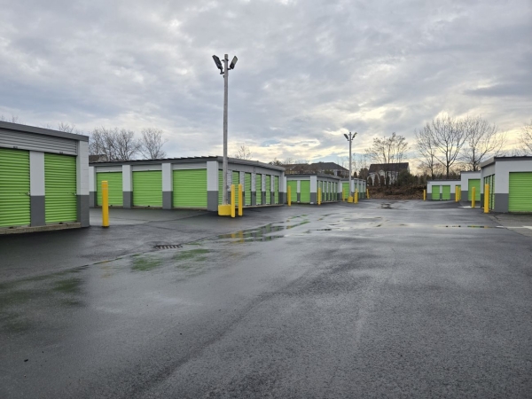 Facility photo: //images.sparefoot.com/medium/20199569e0d1205d61a.jpg