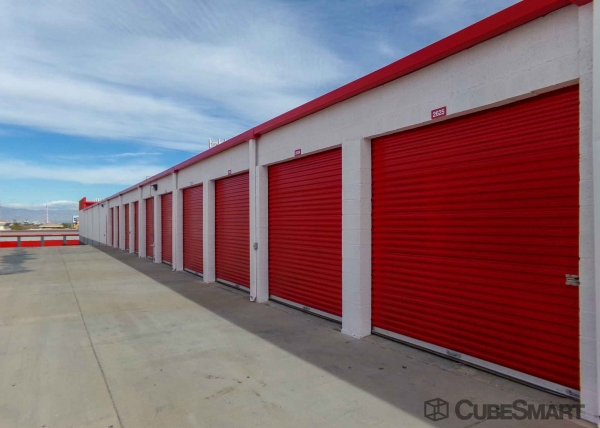 Storage Units at CubeSmart Self Storage - Las Vegas - 8250 S Maryland Pkwy - 8250 S Maryland Pkwy