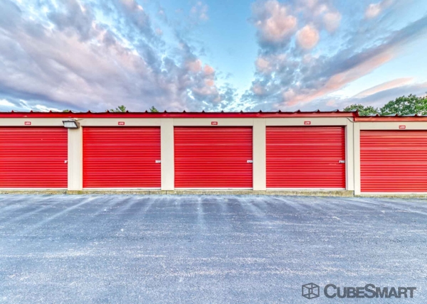 Facility photo: //images.sparefoot.com/medium/2020616881e7b2b1194.jpg