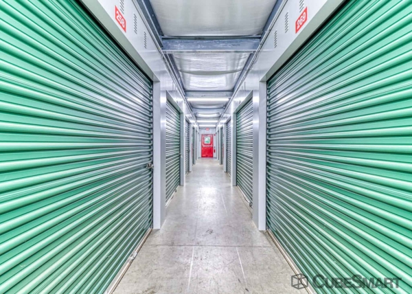 Facility photo: //images.sparefoot.com/medium/202063691ede531c149.jpg