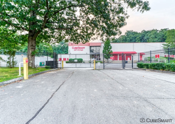 Facility photo: //images.sparefoot.com/medium/20206569fc370edaff6.jpg