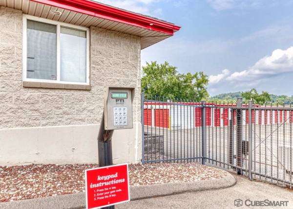 Facility photo: //images.sparefoot.com/medium/202067687f3546af64f.jpg