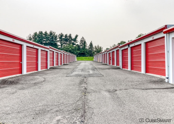 Facility photo: //images.sparefoot.com/medium/202067693d1b06ed633.jpg