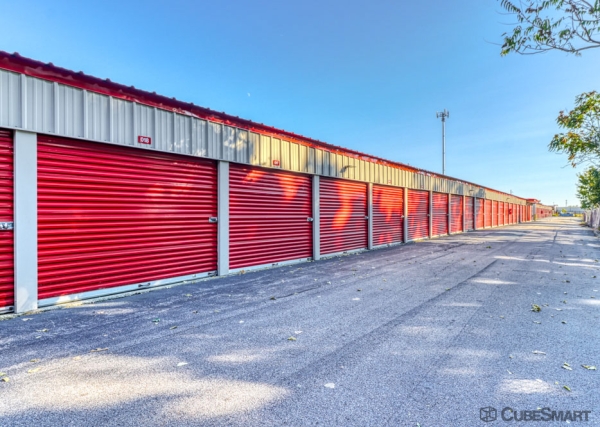 Facility photo: //images.sparefoot.com/medium/20206969f5bbd65b478.jpg