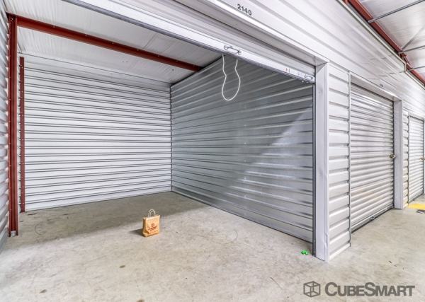 Storage Units at CubeSmart Self Storage - College Station - 17535 Highway 6 - 17535 State Highway 6 S
