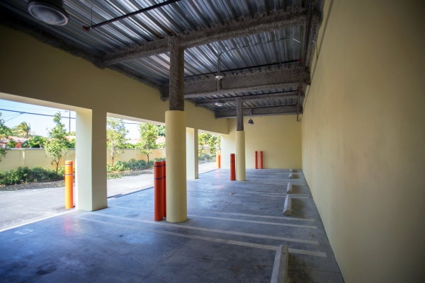 Facility photo: //images.sparefoot.com/medium/202550592f268a2f82e.jpg