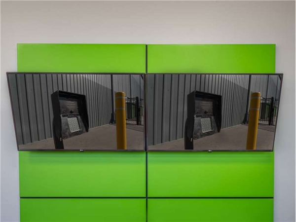 Storage Units at Extra Space Storage - 0628 - Dallas - Lemmon Ave - 5431 Lemmon Avenue