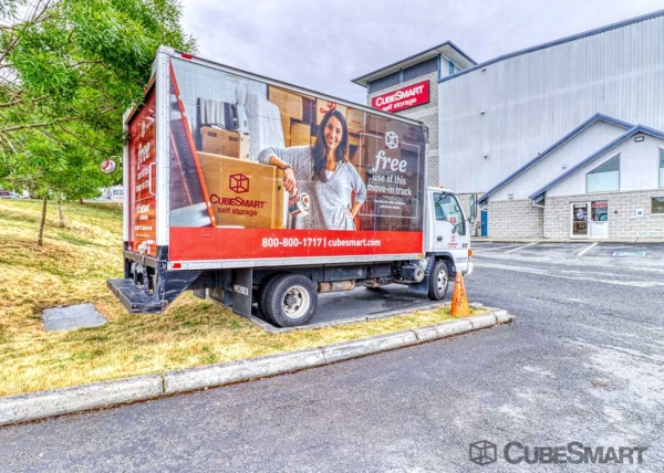 Storage Units at CubeSmart Self Storage - Seattle - 1300 West Nickerson Street - 1300 West Nickerson Street