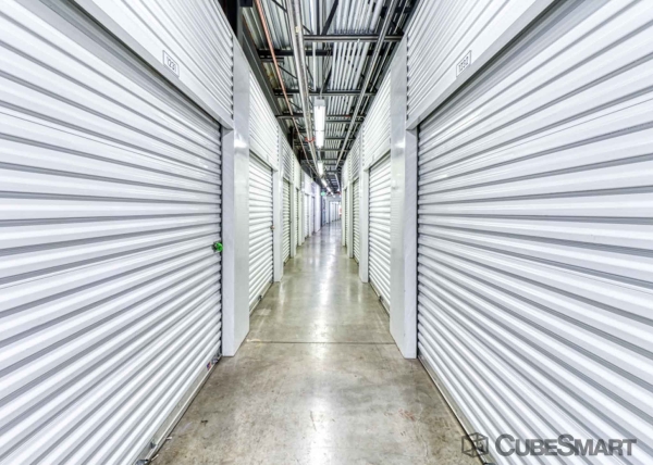 Storage Units at CubeSmart Self Storage - Seattle - 1300 West Nickerson Street - 1300 West Nickerson Street
