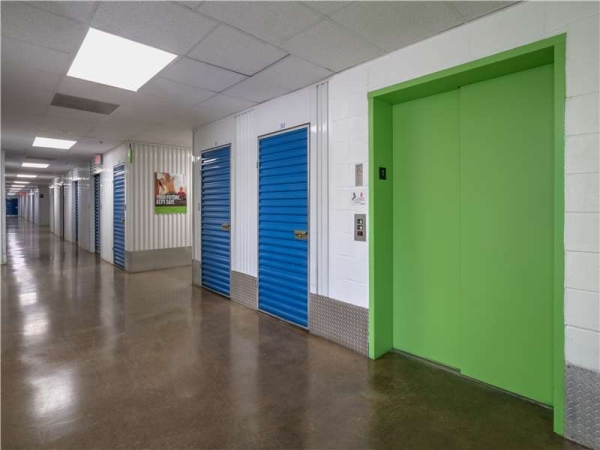 Storage Units at Extra Space Storage - 1307 - Dallas - E NW Hwy - 5701 Northwest Highway