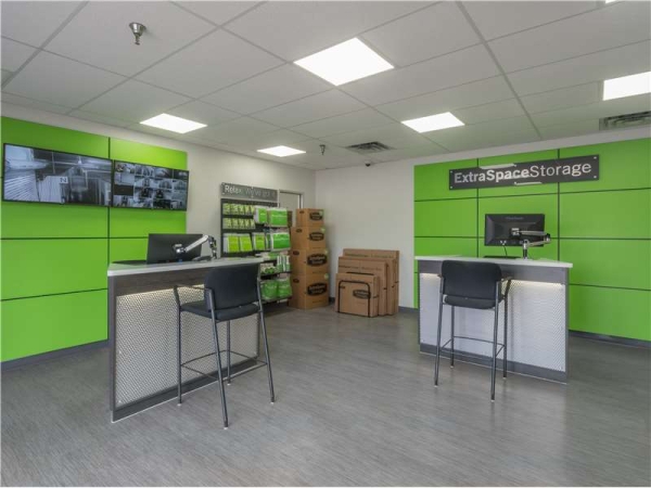 Storage Units at Extra Space Storage - 0561 - Dallas - Garland Rd - 10740 Garland Road