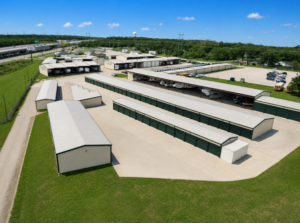 Facility photo: //images.sparefoot.com/medium/2029486a0f79b0c9fdf.png
