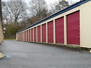 Facility photo: //images.sparefoot.com/medium/2029535916084395ed7.jpg