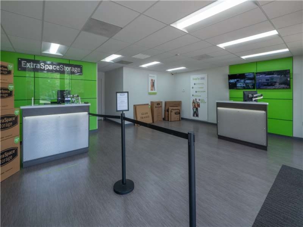 Storage Units at Extra Space Storage - 1306 - San Antonio - Culebra Rd - 8378 Culebra Road