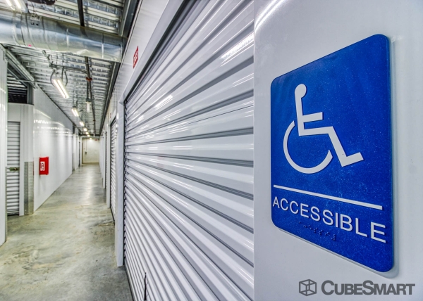 Storage Units at CubeSmart Self Storage - Raleigh - 7901 Glenwood Ave - 7901 Glenwood Ave