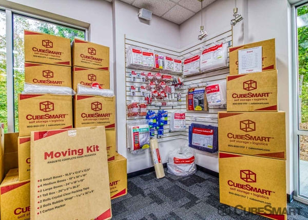 Storage Units at CubeSmart Self Storage - Raleigh - 7901 Glenwood Ave - 7901 Glenwood Ave
