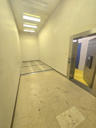 Facility photo: //images.sparefoot.com/medium/20308268cae7252a773.jpg