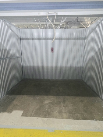 Facility photo: //images.sparefoot.com/medium/20308268cae7bc84fc3.jpg