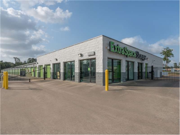 Storage Units at Extra Space Storage - 8246 - Spring - Treaschwig Rd - 5603 Treaschwig Road