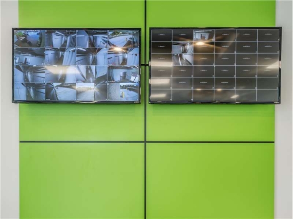 Facility photo: //images.sparefoot.com/medium/203570699434e551546.jpg