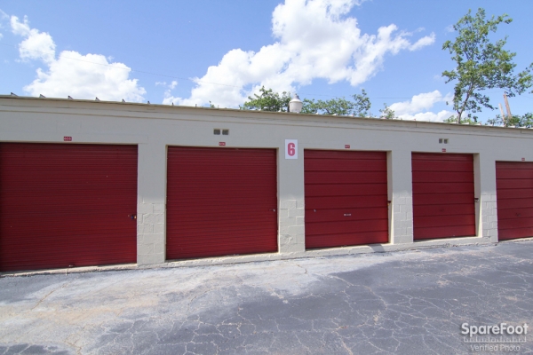 Storage Units at U-Store-It - Fort Worth - 5513 East Lancaster Avenue