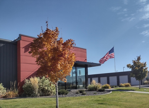 Facility photo: //images.sparefoot.com/medium/2044136932073964de7.jpg