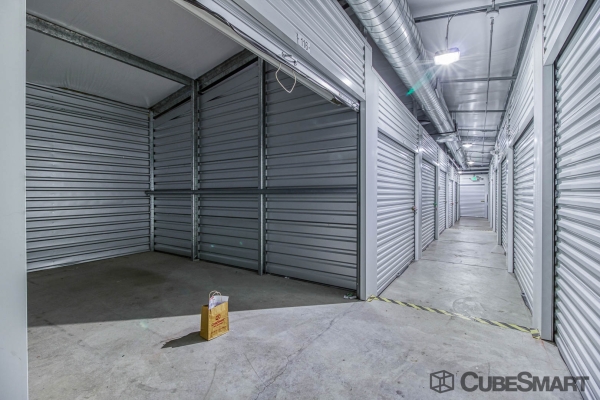 Storage Units at CubeSmart Self Storage - Aurora - 2902 S Havana St - 2902 S Havana St