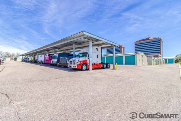 Storage Units at CubeSmart Self Storage - Aurora - 2902 S Havana St - 2902 S Havana St