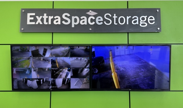 Storage Units at Extra Space Storage - 8133 - Miami - SW 68th Ave - 910 Southwest 68th Avenue