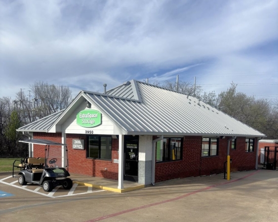 Storage Units at Extra Space Storage - 1624 - Mesquite - Gus Thomasson Rd - 3950 Gus Thomasson Road