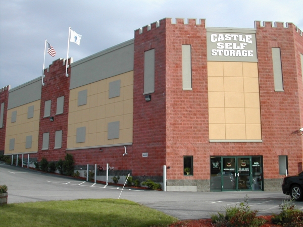 Facility photo: //images.sparefoot.com/medium/2083225af6eb5ea3912.jpg
