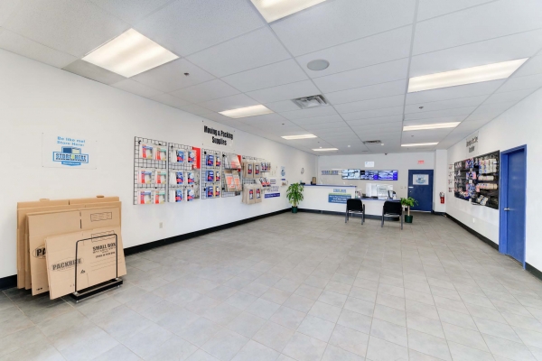 Storage Units at Store Here Self Storage - Milwaukee - 4300 North Richards Street