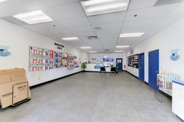 Storage Units at Store Here Self Storage - Milwaukee - 4300 North Richards Street