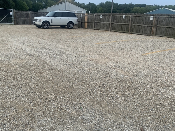 Facility photo: //images.sparefoot.com/medium/20900866822b31ec0e1.jpg