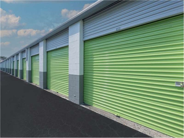 Storage Units at Extra Space Storage - 0254 - Miami - Coral Way - 9848 Coral Way