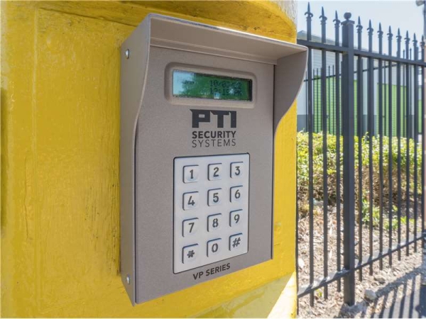 Storage Units at Extra Space Storage - 0254 - Miami - Coral Way - 9848 Coral Way