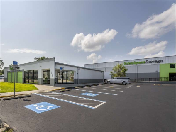 Storage Units at Extra Space Storage - 1366 - Tampa - Cypress St - 5045 West Cypress Street