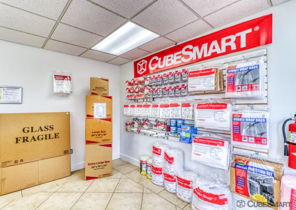 Storage Units at CubeSmart Self Storage - Port St. Lucie - 7680 U.s. 1 - 7680 U.s. 1