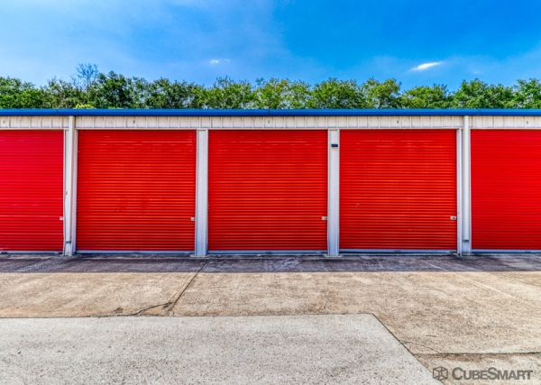 Storage Units at CubeSmart Self Storage - Cypress - 21300-B NW Freeway - 21300-B Northwest Fwy