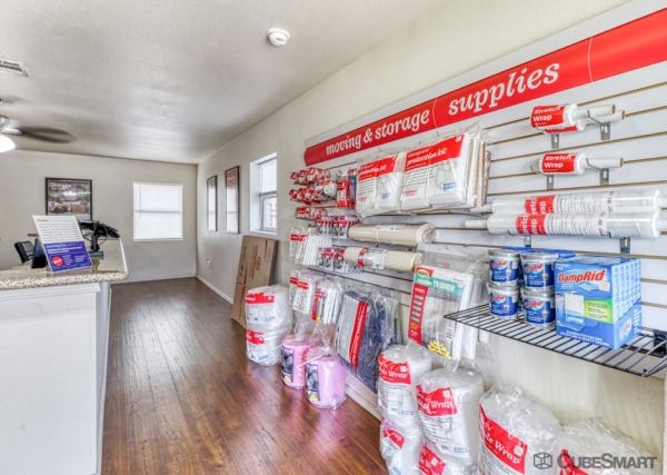 Storage Units at CubeSmart Self Storage - Katy - 18860 W Little York - 18860 West Little York