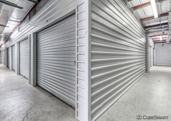 Facility photo: //images.sparefoot.com/medium/209433688359d0e02a6.jpg