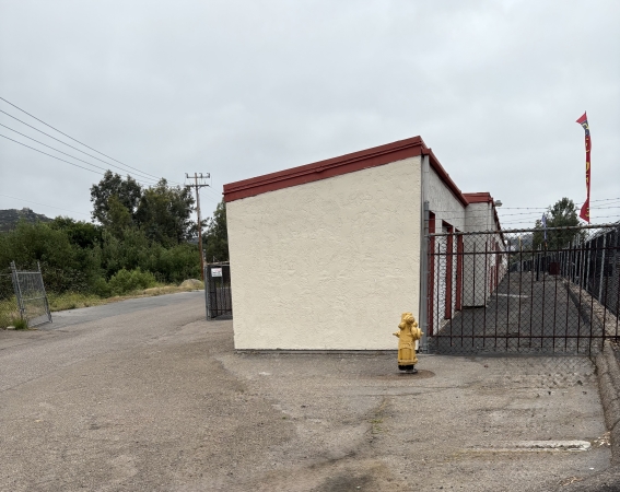 Facility photo: //images.sparefoot.com/medium/20959568e68d82ae13a.jpg