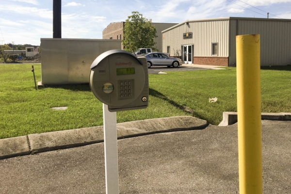 Facility photo: //images.sparefoot.com/medium/2096455e18d91569bc0.jpg