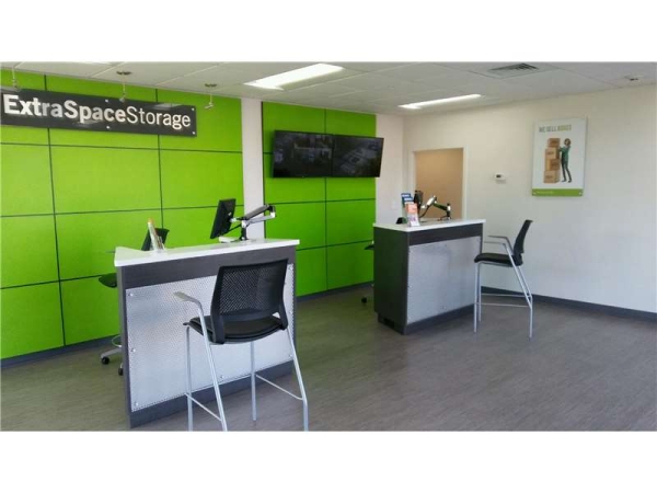 Storage Units at Extra Space Storage - 1310 - Fort Lauderdale - NW 31st Ave - 5201 Northwest 31st Avenue