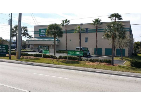 Storage Units at Extra Space Storage - 1310 - Fort Lauderdale - NW 31st Ave - 5201 Northwest 31st Avenue