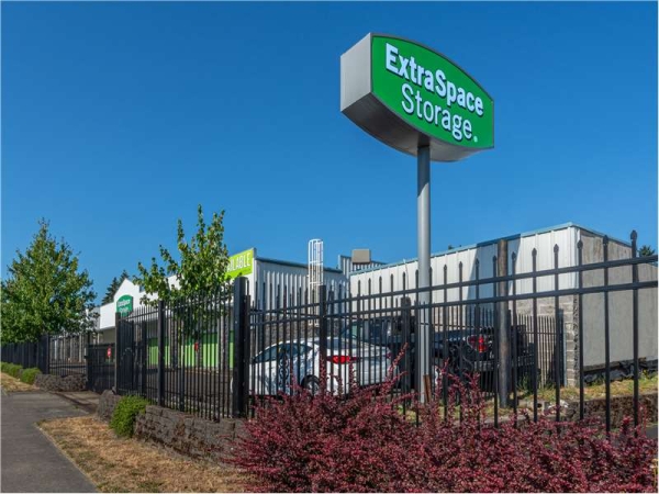 Storage Units at Extra Space Storage - 8723 - Tacoma - Pacific Ave - 8625 Pacific Avenue South