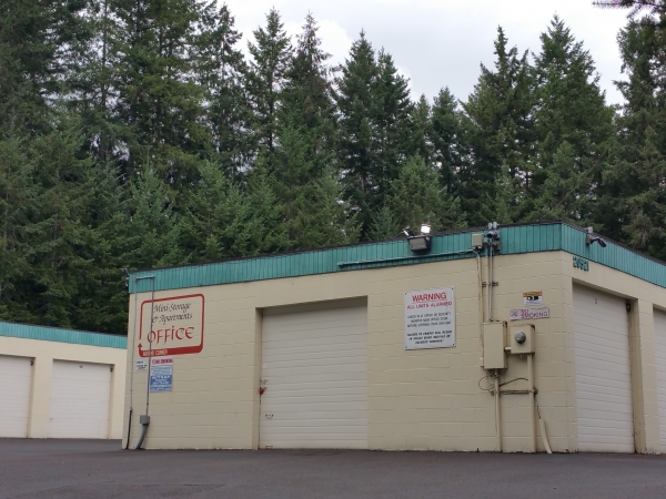 Facility photo: //images.sparefoot.com/medium/2101905beb581c7f373.jpg