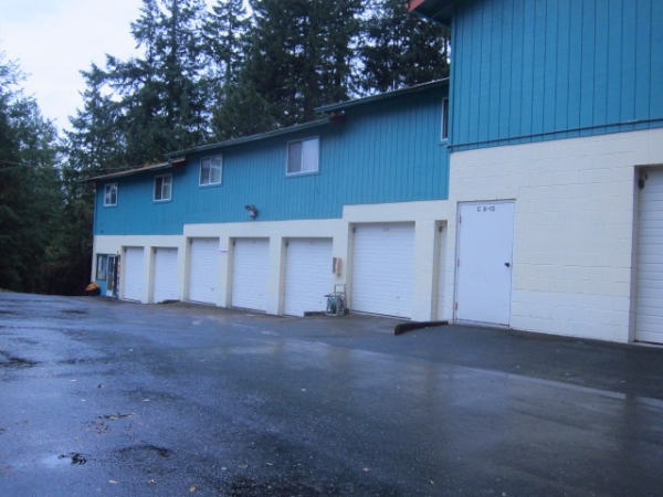 Facility photo: //images.sparefoot.com/medium/2101905c8acb00704ea.jpg